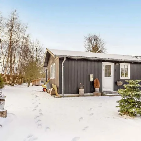 Charming Renovated In Marielyst